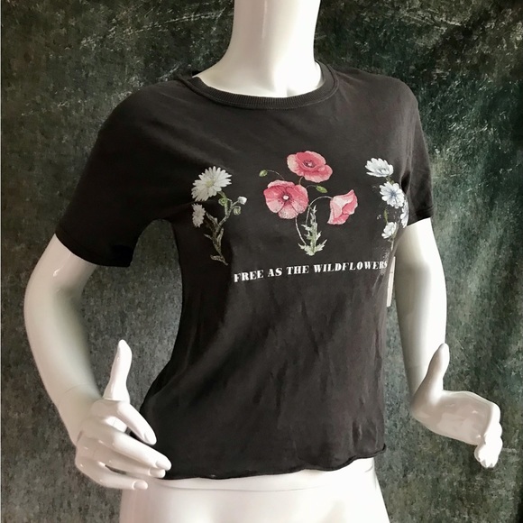 Boho Wildflower Tee XS NWT - Picture 1 of 4